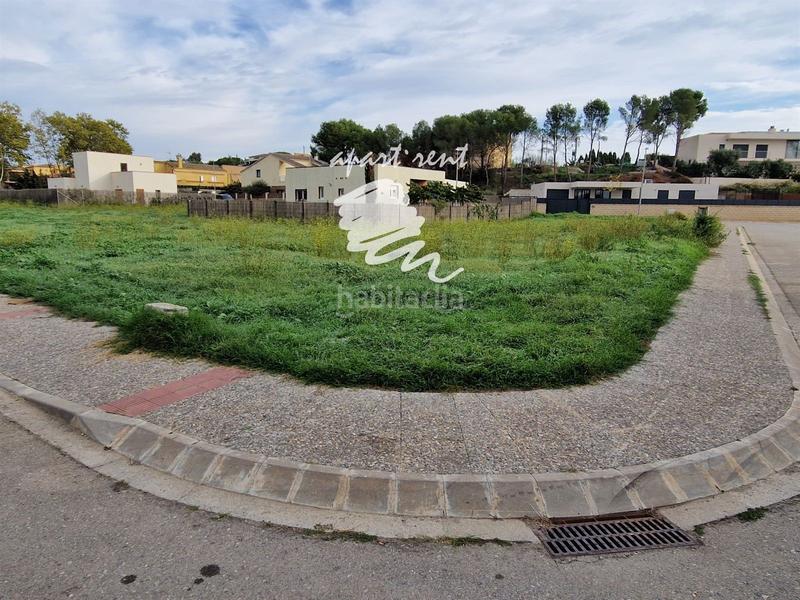 Foto 10f391af-9c78-41c8-b4c0-b54e9c722aa8. Finca rústica parcela en venta de 400m2 en Garriguella