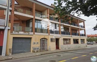 Casa  Ponent. Roses centro casa con gran terraza y 4 habitaciones