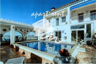 Casa  Puig rom. Puig rom magnífica casa con vista panorámica a la bahía de roses