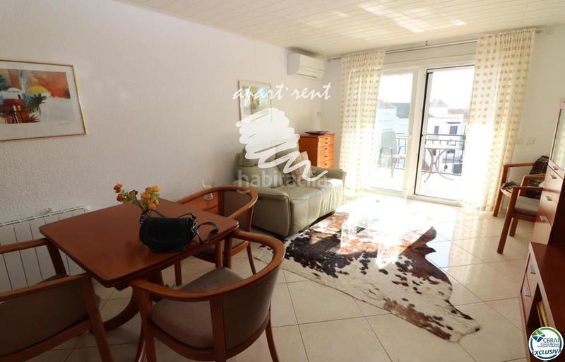 Foto c8d13bb2-fb17-4e29-9faf-7aafc6020297. Piso port banyuls apartamento de un dormitorio con terraza de 10m2 y vistas al canal en Empuriabrava