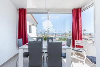 Pis  Badia. Bahia exclusivo apartamento reformado con vistas al mar y licenc