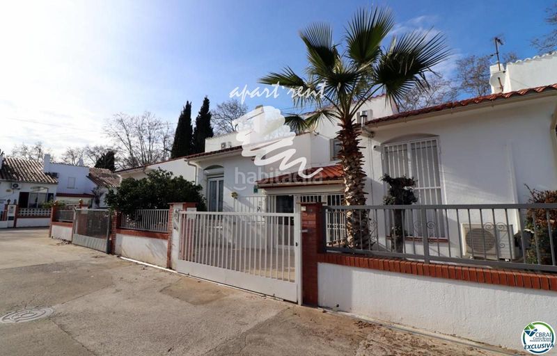 Foto 9721e22e-5a83-4f42-9866-cd73f64187cc. Casa amb calefacció a Carlit - Montseny Empuriabrava