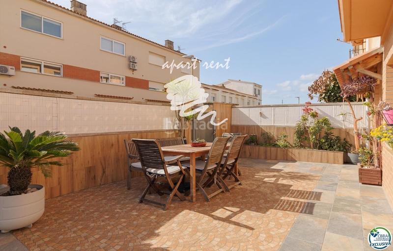 Foto a40af820-3520-48ee-92ca-3026c075c978. Casa puigmal casa con piscina, 4 dormitorios y garaje en en Empuriabrava