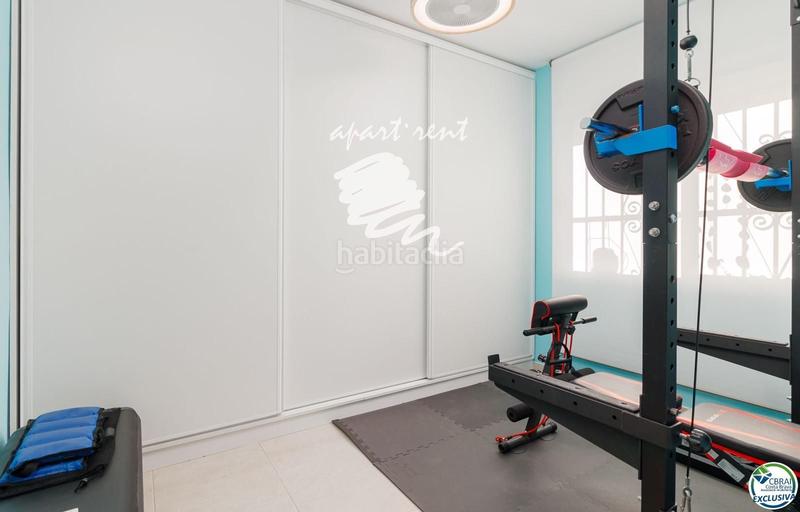 Foto db060659-4810-4ba7-a393-453b2544cf4d. Casa puigmal casa con piscina, 4 dormitorios y garaje en en Empuriabrava