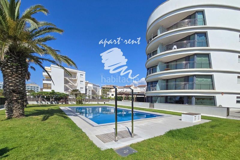 Foto f8f7a2c9-162d-441a-9806-10d9241ac2a7. Pis amb calefacció aparcament piscina a Salatar Roses