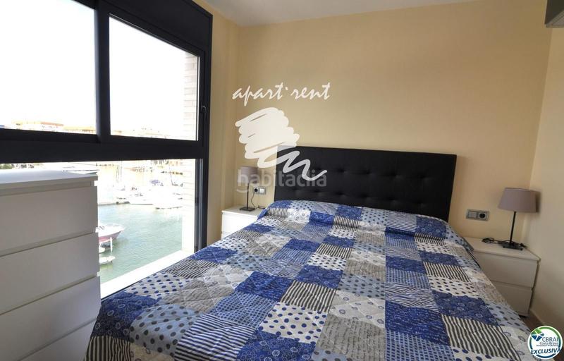 Foto 8b7763a7-f0a5-4580-8341-ec058478b921. Piso Santa Margarida encantador apartamento con parking exterior, con licencia turística y vistas al canal en Roses
