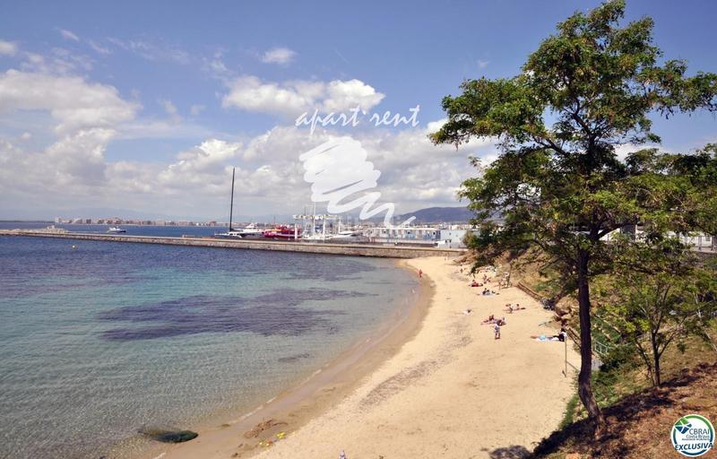 Foto 92c21fab-a813-46d1-aae4-bb7b24b90af7. Casa mas boscà casa con jardín y dos apartamentos. en Roses