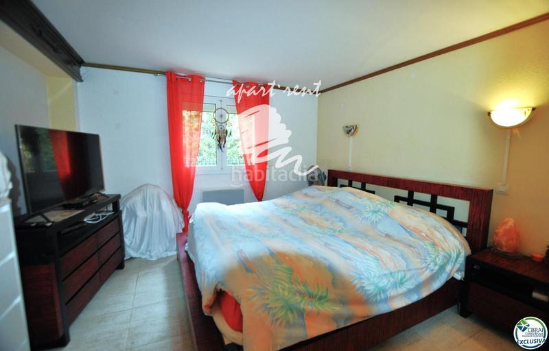 Foto b25e597f-b309-406f-8d32-aaa0d8805d62. Casa mas boscà casa con jardín y dos apartamentos. en Roses