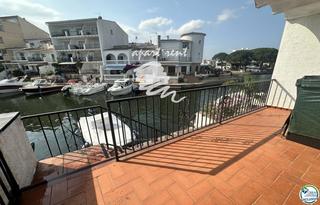 Pis  Port banyuls. Banyuls apartamento reformado con amarre privado en el puerto de