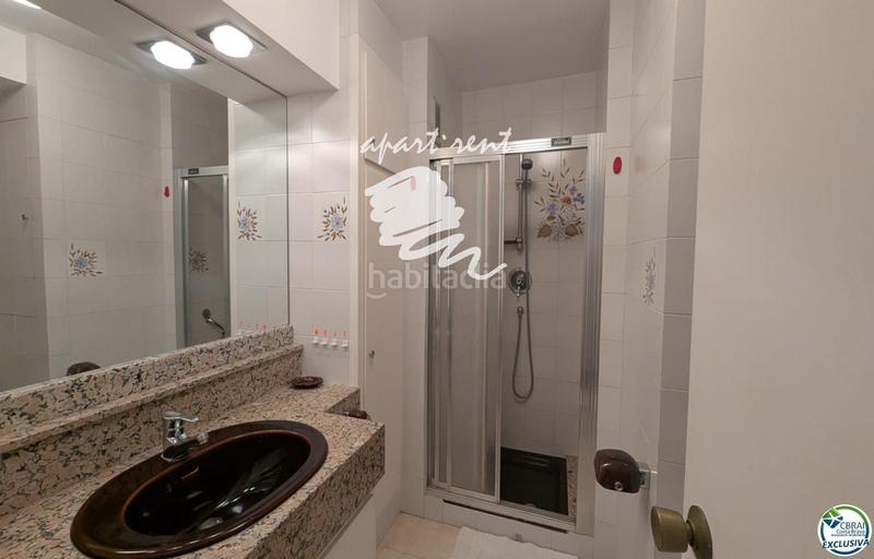Foto 5ee92fdf-1229-4cf2-a663-51bbeeff1a5a. Piso Santa Margarida apartamento con vistas al mar a reformar en Roses