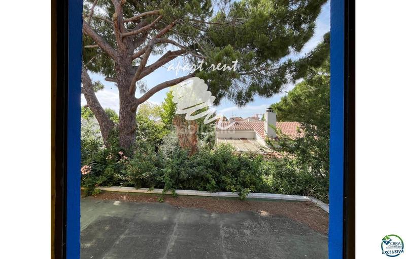 Foto c9f69991-02a4-42e8-b122-82b39cf50224. Casa amb aparcament piscina a Carlit - Montseny Empuriabrava