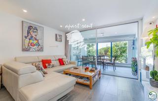 Pis  Figueres. Roses centre magnífico apartamento en primera línea de mar