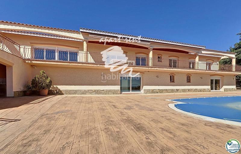 Foto 2f52d8ff-3e14-42ab-b433-56b29c171aa1. Casa villa de alto standing con piscina, impresionantes vistas al mar y una generosa parcela de 2.014 m en Pau