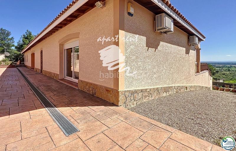 Foto b5344bba-a244-4d34-b654-53be72e6d99b. Casa villa de alto standing con piscina, impresionantes vistas al mar y una generosa parcela de 2.014 m en Pau