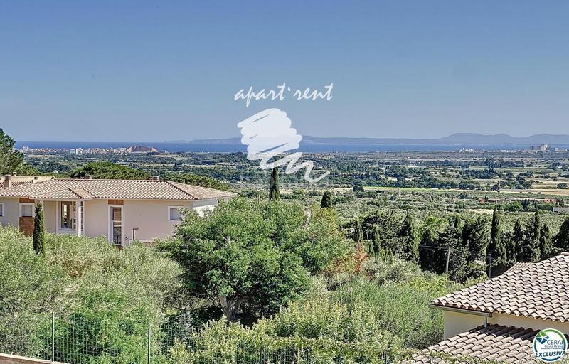 Foto e06c01ed-6f83-449f-999c-3b4fa22ce02f. Casa villa de alto standing con piscina, impresionantes vistas al mar y una generosa parcela de 2.014 m en Pau
