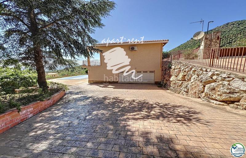 Foto ea77542f-9ffc-4daa-ab2e-453b84af07dc. Casa villa de alto standing con piscina, impresionantes vistas al mar y una generosa parcela de 2.014 m en Pau