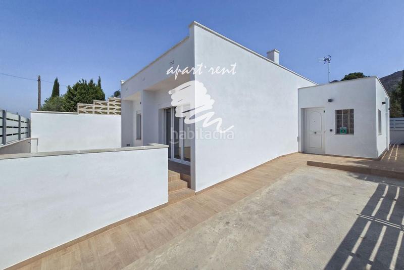 Foto 18a6b751-3c11-48d9-a076-50b4fd82027d. Casa mas boscà casa totalmente reformada en agradable urbanización en Roses
