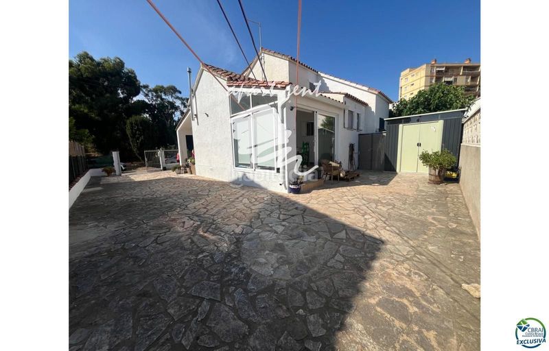 Foto bfb03969-ec5b-42de-a917-b5e1b630d89b. Casa amb aparcament a Nord Roses