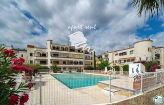 Pis  Poblat tipic/las chabolas. Poblat típic apartamento en planta baja de 1dormitorio y aparcam