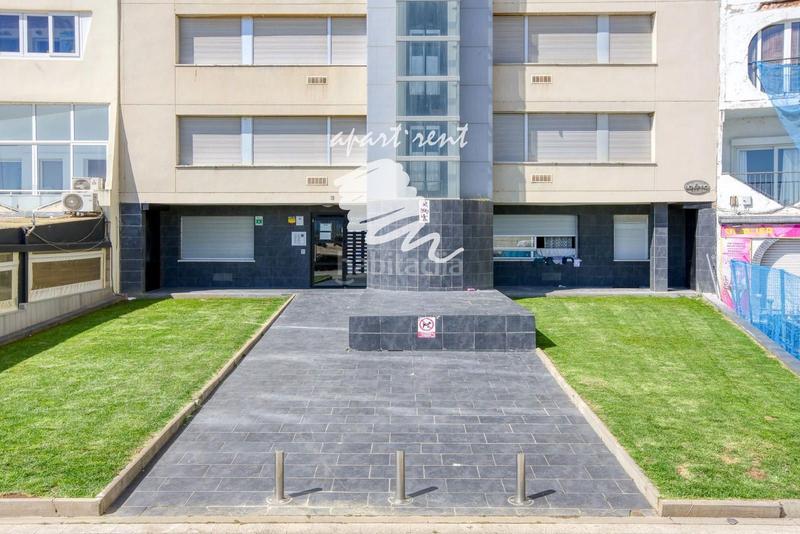 Foto 48af17f1-1ecc-40d1-b061-8b4db59f71e4. Piso àncora acogedor apartamento con vistas al mar, a solo unos pasos de la playa en Empuriabrava