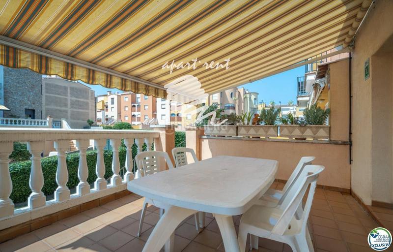 Foto 3983c4c2-19be-4e15-9a56-93a3ddf6cd7b. Casa amb aparcament piscina a Muga - Gran Reserva - Badia Empuriabrava