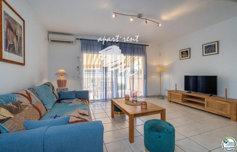 Foto a1443027-9c5d-46fa-b99f-d89741e423cd. Casa amb aparcament piscina a Muga - Gran Reserva - Badia Empuriabrava