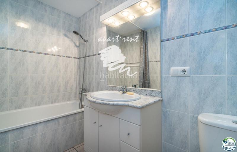 Foto a5c15960-d917-40f8-bb98-6d9d4a7d4288. Casa amb aparcament piscina a Muga - Gran Reserva - Badia Empuriabrava