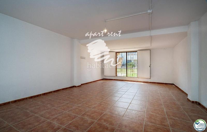 Foto ee5dd7b2-d61c-42c6-9655-f56b8a255e26. Casa amb aparcament piscina a Muga - Gran Reserva - Badia Empuriabrava