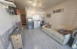 Etagenwohnung  Sector delta muga. Miami estudio con licencia turística a 50m de la playa de empuri