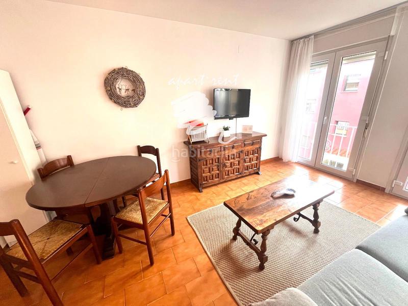 Foto aa9868ec-d44b-4f59-8376-7f602df43908. Piso gran reserva oportunidad apartamento con licencia turística, piscina y jardines en Empuriabrava