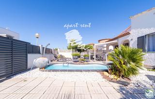Maison  Del cap gros. Santa margarida encantadora casa de una sola planta con piscina