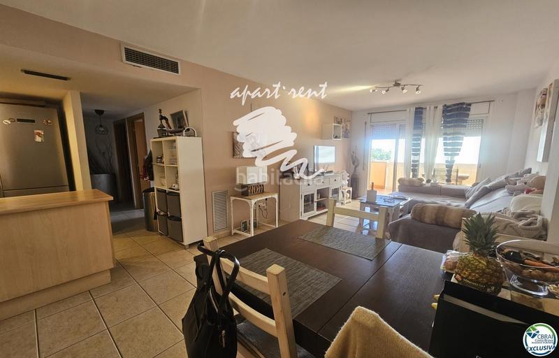 Foto 313a8273-54d7-4d41-83fa-83e456e79d31. Appartamento con riscaldamento parcheggio terrazza in Empuriabrava