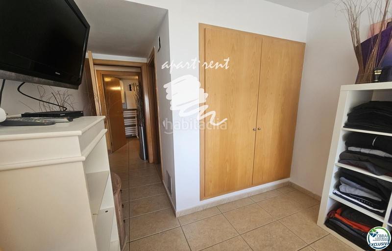 Foto fbc9c24e-017d-4690-b742-d42ee4b2cd1c. Appartamento con riscaldamento parcheggio terrazza in Empuriabrava