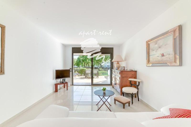 Foto 0da8fbc6-1a76-4768-9d3b-9c0eea4a86a8. Appartamento con riscaldamento parcheggio piscina in Roses