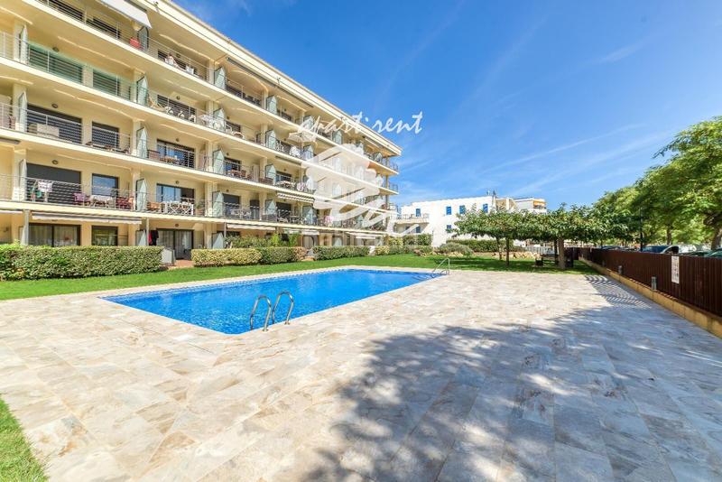 Foto b08e62d6-3557-48a1-88b1-1caef1036246. Appartamento con riscaldamento parcheggio piscina in Roses