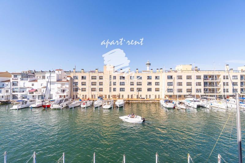 Foto 09c6a7ac-d39f-4a1e-b399-9c0e2b6d840e. Appartamento con riscaldamento parcheggio in Port Grec - Port Moxó Empuriabrava