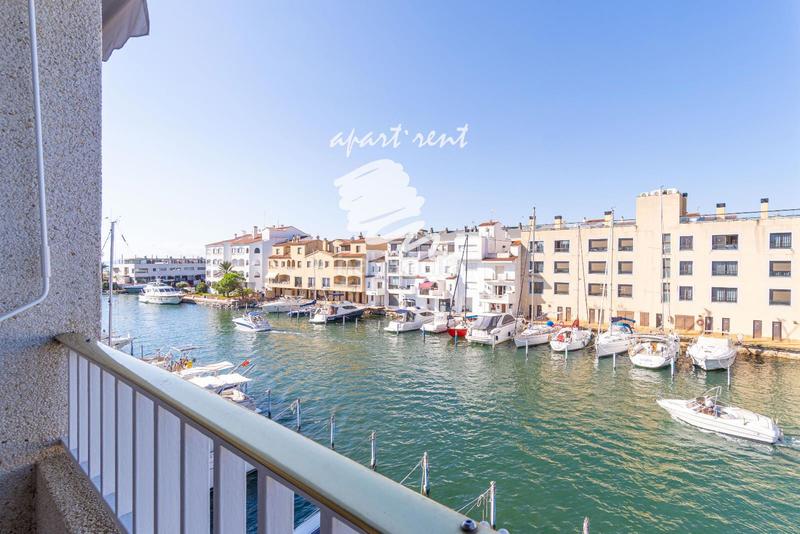 Foto 731aa03c-7ecf-4221-834c-258c23e83841. Appartamento con riscaldamento parcheggio in Port Grec - Port Moxó Empuriabrava