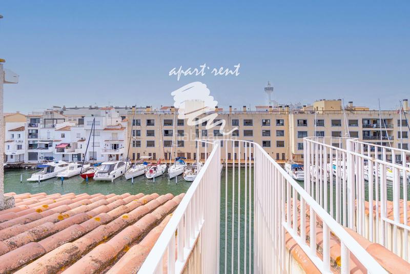 Foto cd9b9b2b-b50a-4956-ad48-d6dcc44da508. Appartamento con riscaldamento parcheggio in Port Grec - Port Moxó Empuriabrava