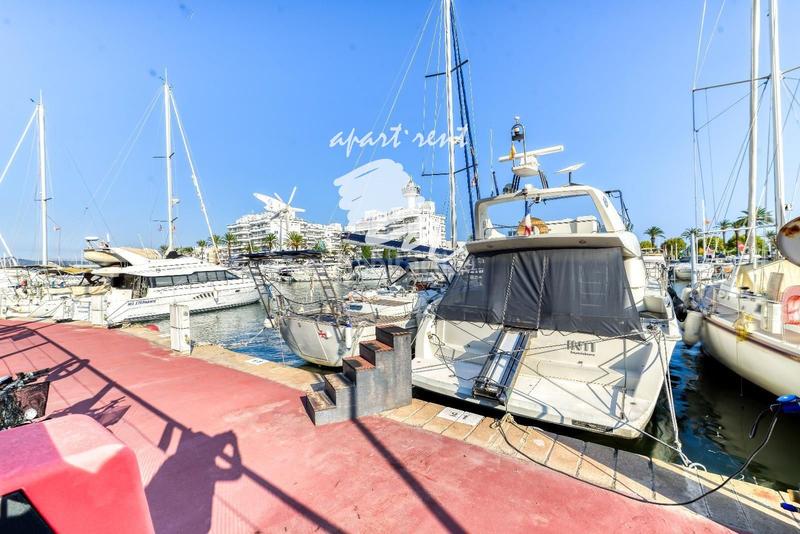 Foto 2a5ceb21-9b5a-4e42-90cd-ee3d69b3c5fc. Appartamento in Port Grec - Port Moxó Empuriabrava