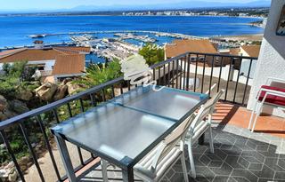 Flat  Cant dels ocells. Puig rom roses magnífico piso en roses con vista mar