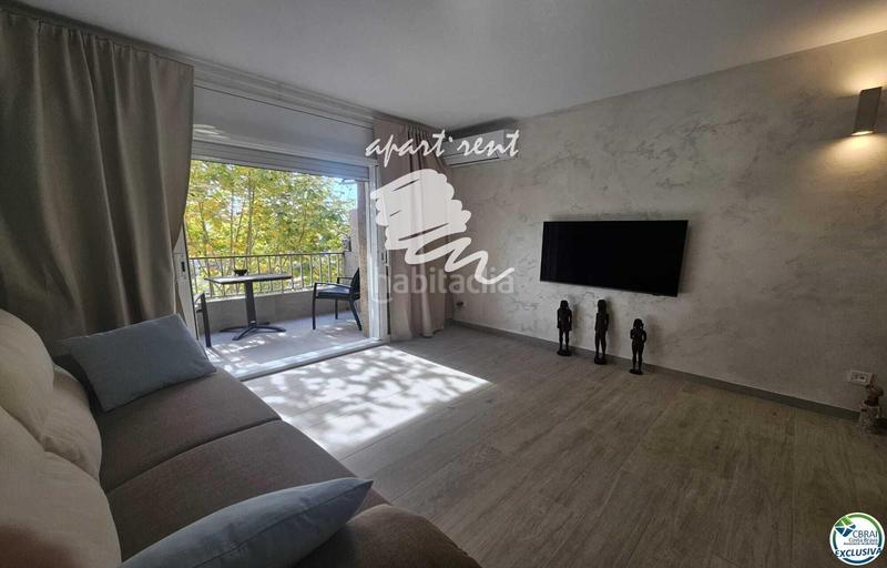 Foto 66c75f5e-e581-47df-8db0-fc68feacb56e. Flat with heating in Moxó - Sant Mori Empuriabrava