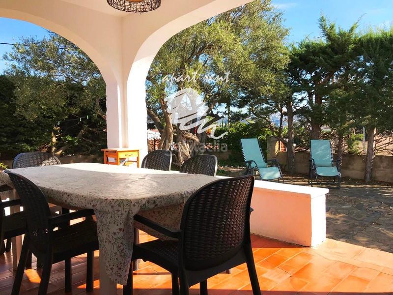 Foto 56197543-06b1-4a35-8e34-482594dc9c69. Casa amb piscina a Nord Roses