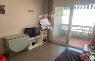 Pis  Alberes. Alberes apartamento reformado con licencia turística y vistas al