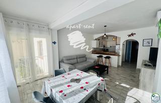 Appartement  De miguel de cervantes. Santa margarida apartamento reformado a pasos del mar con licenc