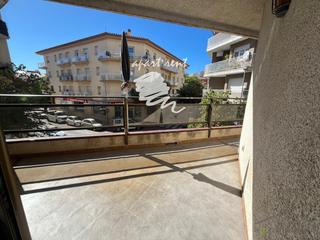 Pis  Puig rom. Roses centre  apartamento de 3 dormitorios y gran terraza de 13m
