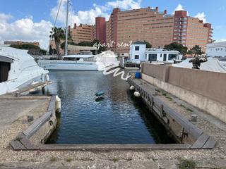 Posto auto  Cap llarg. Santa margarida amarre de 12 m con terreno privado de 180 m en s