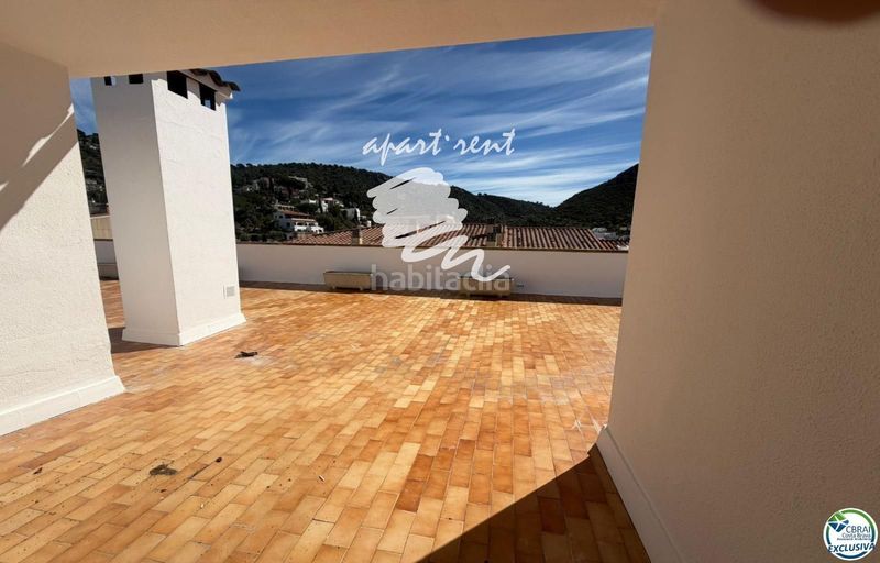 Foto 077a87d2-5371-45af-9653-1ca318a2e5c7. Piso Centre ático en el centro en Centre Roses