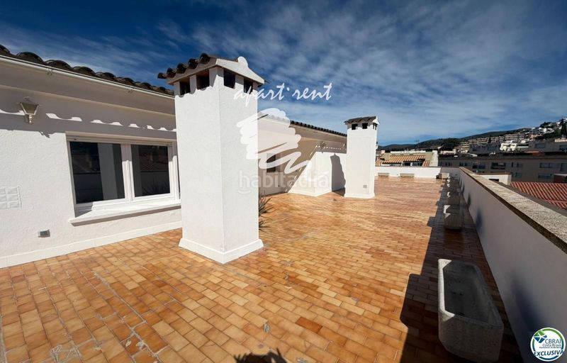 Foto 5bf8fb3f-8237-4a5f-81ff-94316ab7965a. Piso Centre ático en el centro en Centre Roses