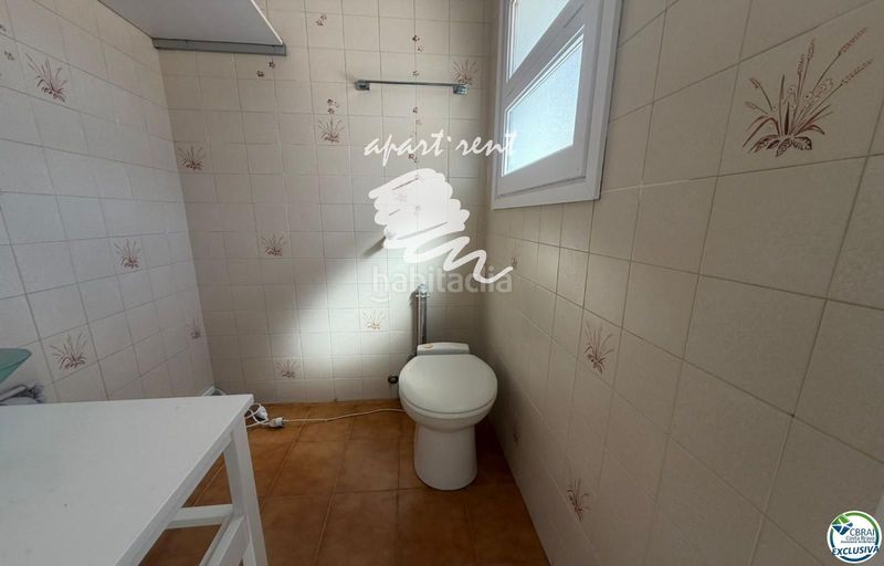 Foto 6c4fa5ae-c386-4b6c-b0fd-fba13b7c14a2. Piso Centre ático en el centro en Centre Roses