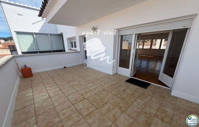 Foto 7537958a-7185-4390-a82d-0864baeeac69. Piso Centre ático en el centro en Centre Roses